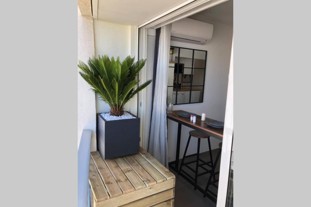 Vue Et Port, Refait A Neuf Pour Vous ! Climatise Apartment
